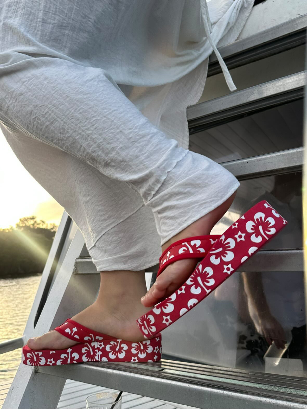 PRE ORDER - Red Hibiscus Platform ( SHIPS FROM 15TH SEPT)